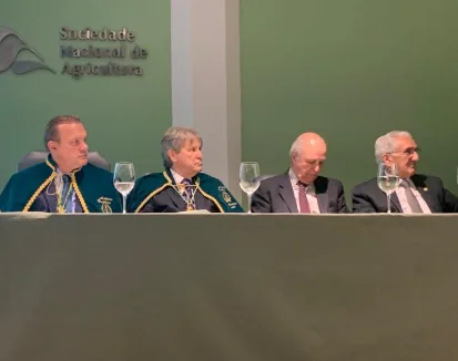 Mesa de debates sobre Medicina Veterinária